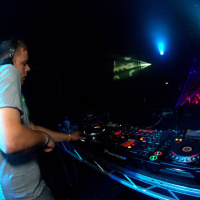 The Pressure Podcast 001 (Ft Adam Ellis Guest Mix)