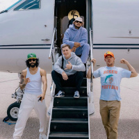 Teezzy Radio Feat. Major Lazer