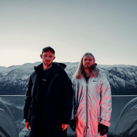 Teezzy Radio Feat. KREAM