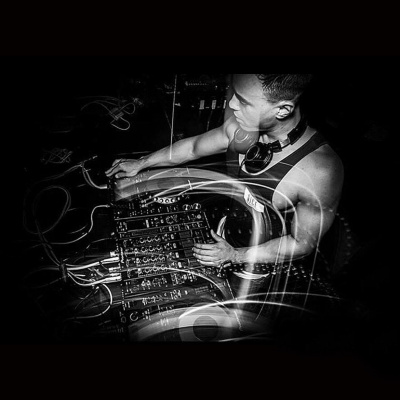 Eddie Martinez : Move:ment : Podcast Series