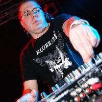 Samedi 19 Mai 2012 LITTLE F