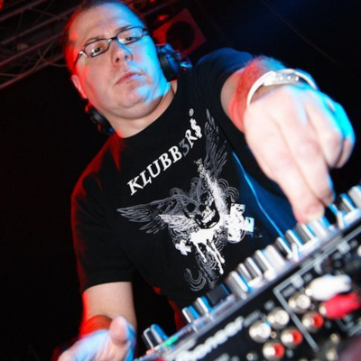 Little F Happy Clubbing