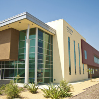 Conferencia sobre los cholos en el Colegio Chaffey10 de diciembre del 2013