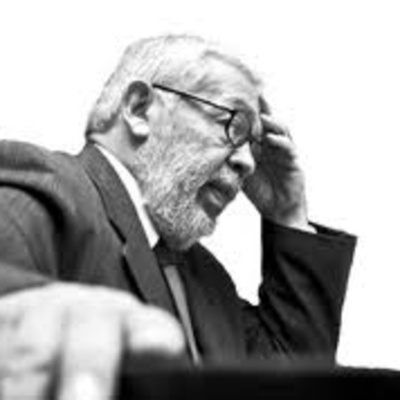 Columna De La Cloaca Internacional