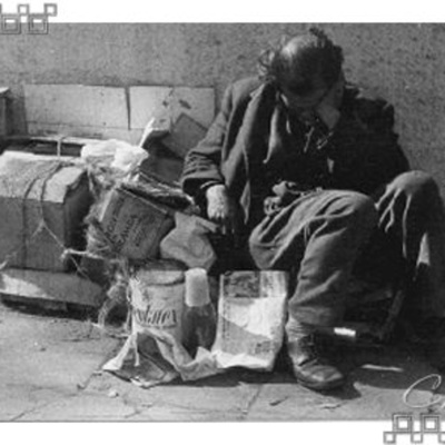 Columna De La Cloaca Internacional