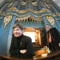 SOPP683: I want to play a full public organ recital on a fine instrument