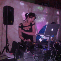 DJ LINDSEY BELL feat: DJ LV THIS BEAT IS DIRTY MIX!!!