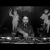 Set y entrevista de Leo Portela