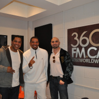 Laz Alonzo en Blanko y Negro de visita en 360FM Studio