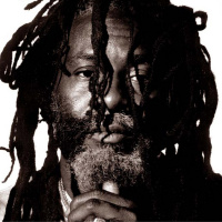 Il monografico di Mr White Burning Spear