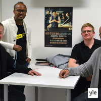 Studiossa neljä isää