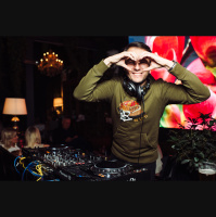 Паша Кореец - #690 Танцпол @ Megapolis 89.5 FM 06.12.2021 #690