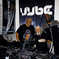 Episode 900: COLIN CURTIS RADIO SHOWS VYBE 2022 INTERVIEW WITH VICTOR HAYNES DEAN SAX HOUSTON PLUS HOUSE OF SOUL