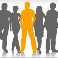 Y DONDE QUEDO EL CANTANTE ??