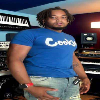 De-vaje With Devaje Mathis Entertainment Group