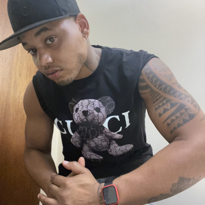 De-vaje With Devaje Mathis Entertainment Group