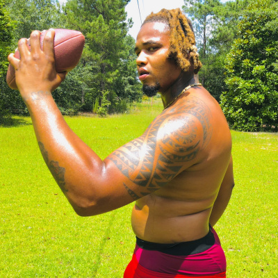 De-vaje With Devaje Mathis Entertainment Group