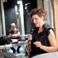 OUT OF THE BLUE: Auf Reisen