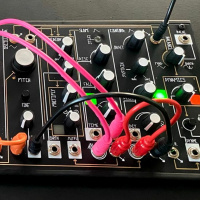 Coastline #13 (2022) - live performance on an analog synth