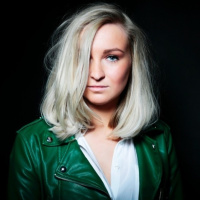 Essential deLuxe 955