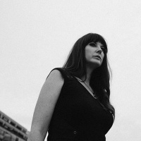 Essential deLuxe 1008