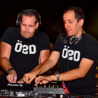 Essential deLuxe 1143