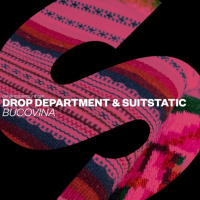 Essential deLuxe 912