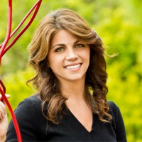 E076: The Modern Widows Club With Carolyn Moor