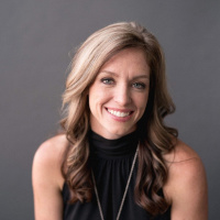 Entrepreneurship and Overcoming Adversity with Lawyer, Athlete, and Cancer Survivor Rachel Brenke