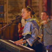 Pascuala Ilabaca y Fauna in Concert