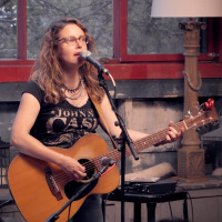 Lucy Kaplansky in Concert