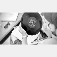 Nominación el sello de un hombre