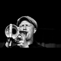 ¡Tu distintivo está en la mezcla!