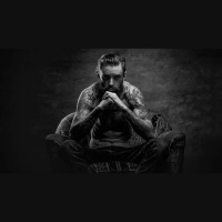 Ni el dios, ni la bestia