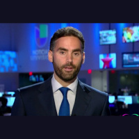 Lo que no sabes de Enrique Acevedo, periodista-presentador de Univision