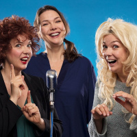 Magdalena Ribbing tipsar om vett och etikett på MC-klubb!