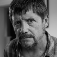 Nigel Williams: Naar boven schoppen