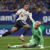 Los goles del Real Oviedo 0 - 3 Real Madrid | Plácida noche de Mbappé y Vinicius