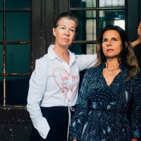 Katarina Hahr möter skådespelaren Ingela Olsson i ett samtal om tillit