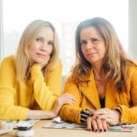 Katarina Hahr möter regissören och skådespelaren Moa Gammel i ett samtal om tillit 