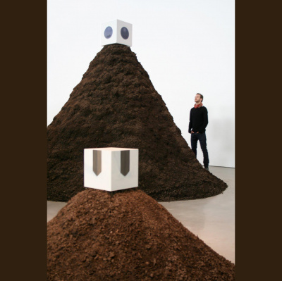 A Phrasal Verb A Day - Learn English Phrasal Verbs With Luke Thompson