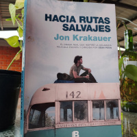 Hacia rutas salvajes - 3° aniversario libroclaroscuro 