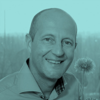 Talk - Floris Koumans - “Zingeving, verbinding, díe brengen energie”