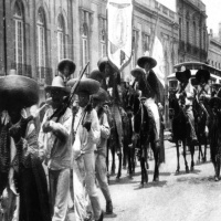 Una dictadura origino la Revolución Mexicana