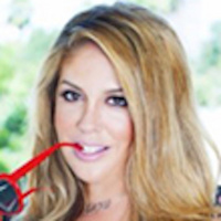 Live From The NABSHOW 2017 : @xoxoLizza