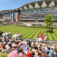 UK Nick Smith chats to Andrew Kuuse re approval for #RoyalAscot to have a 12,000 daily attendance for upcoming carnival