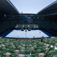 Australian Open TV host Dan Lonergan to recap yet another massive day at Melbourne Park