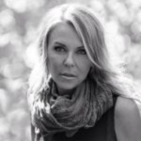 An Iview w/ Lorie Russell on helping Torontos jazz.fm get its groove back