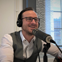 234 LunchIn - the fast growing IRL network 