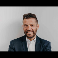 499 Historien om Frilans Finans med Stephen Schad